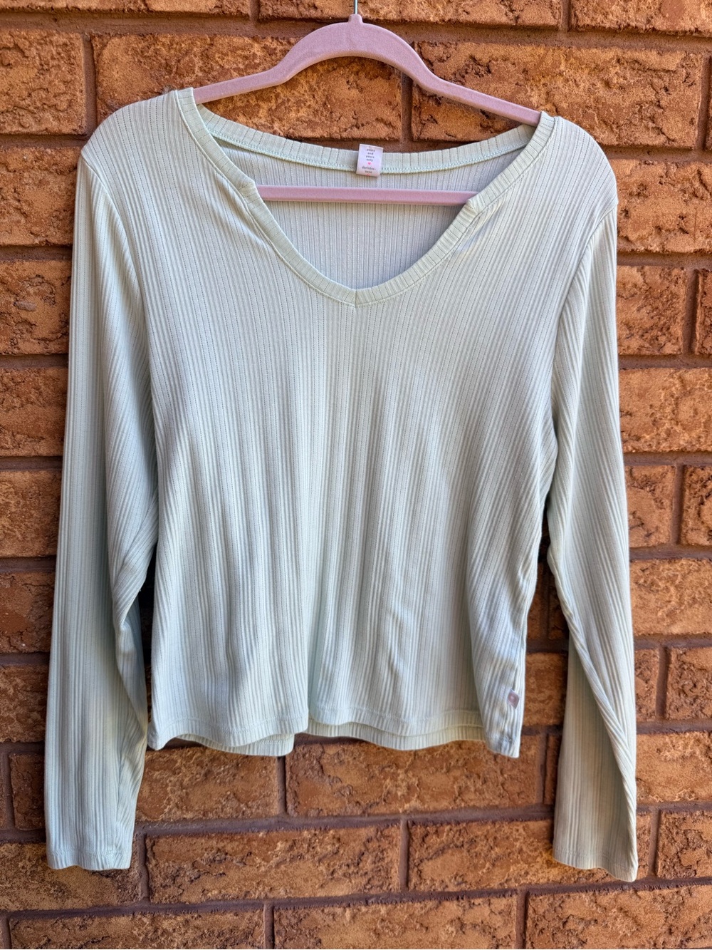 4/$25 • Old Navy Light Sage Ribbed V-Neck Long Sleeve Top